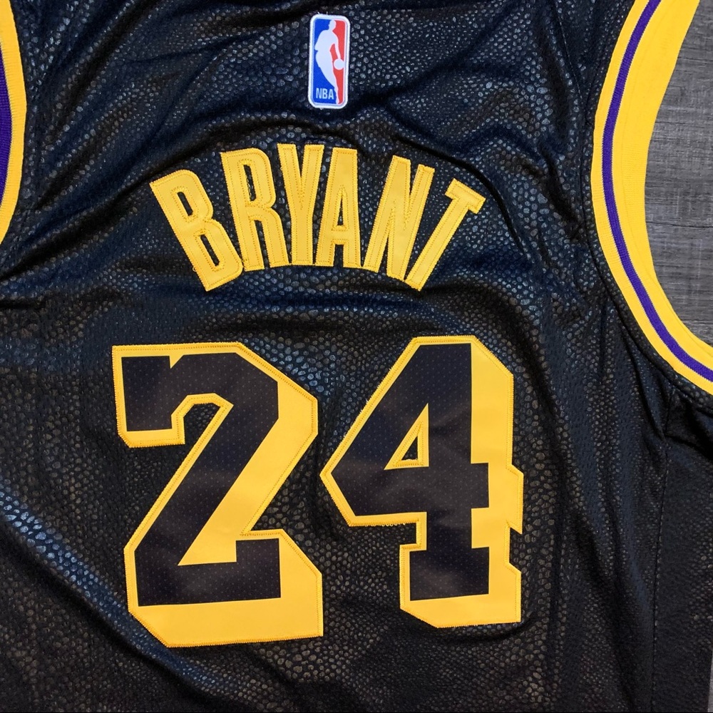 Lakers black mamba jersey - Picture 5 of 8